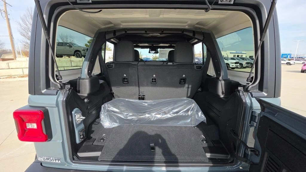 2026 Jeep Wrangler 4-Door Rubicon - Photo 16