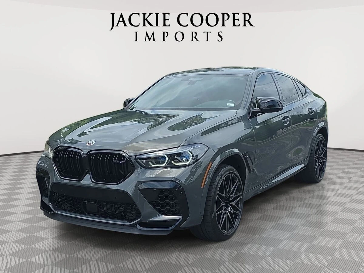 2023 BMW X6 M -'s photo