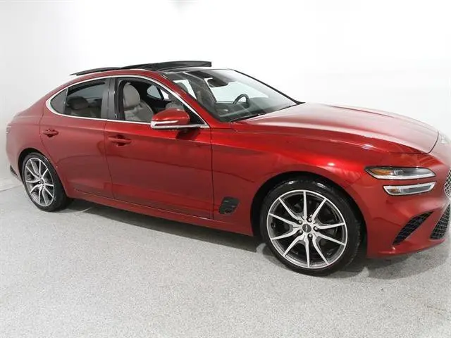 2022 GENESIS G70 Standard's photo