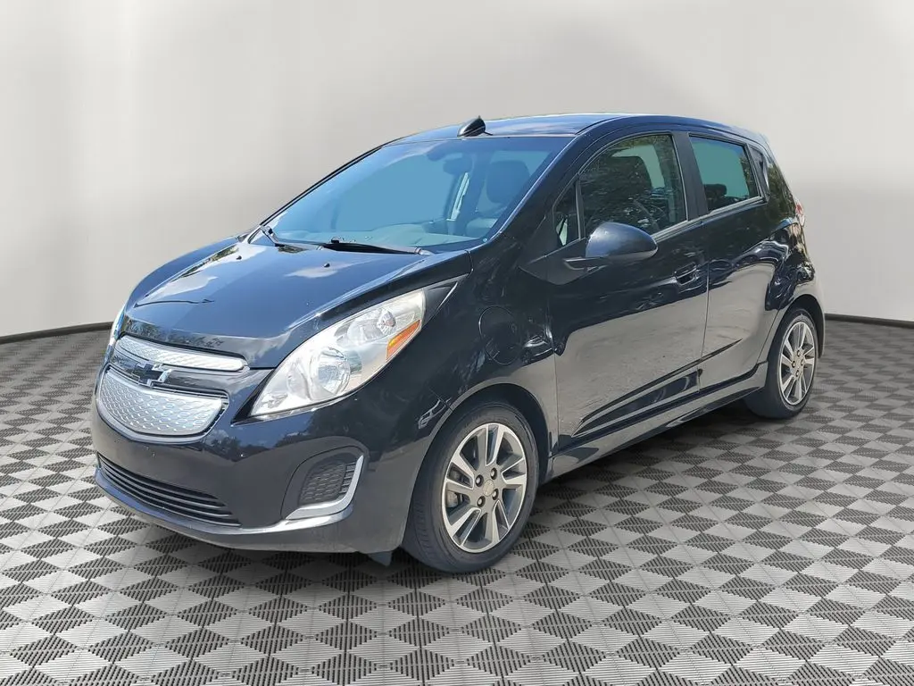 Used 2016 Chevrolet Spark 2LT with VIN KL8CL6S06GC592915 for sale in Orrville, OH