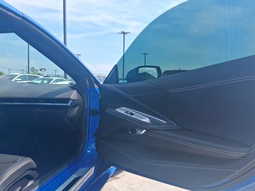 2023 Chevrolet Corvette Stingray 1LT photo 11