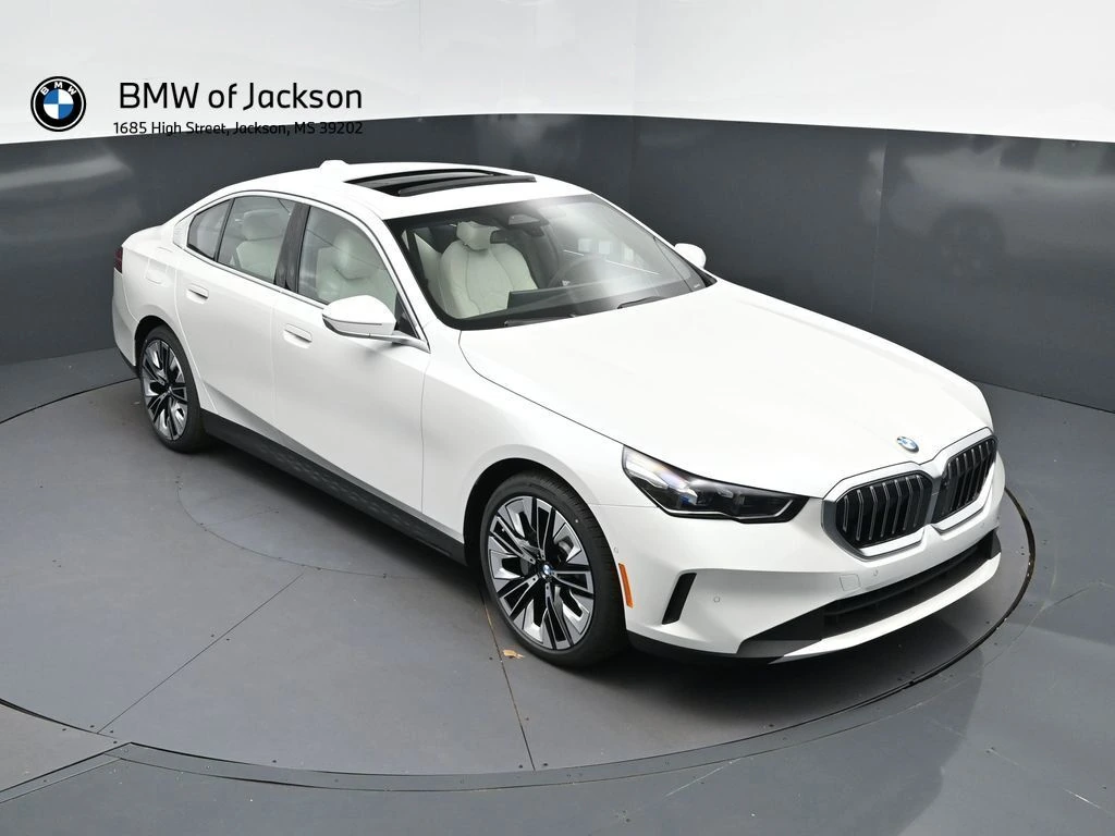 2027 BMW 5 Series 530i Sedan's photo