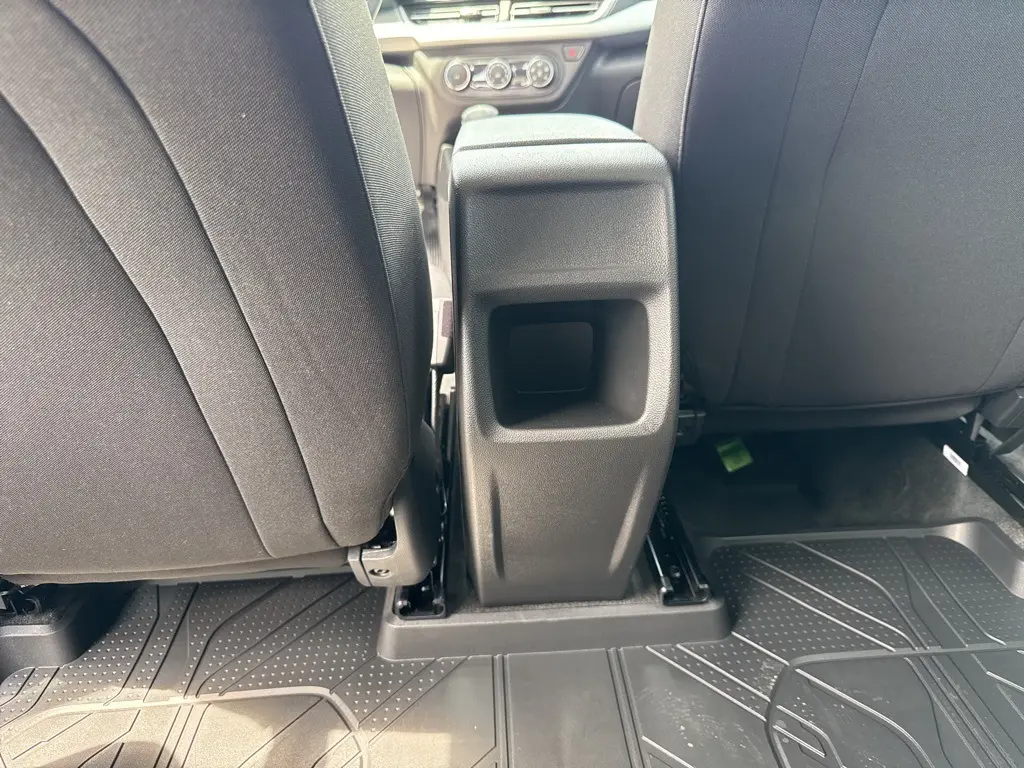 2025 Chevrolet Trax LS photo 26