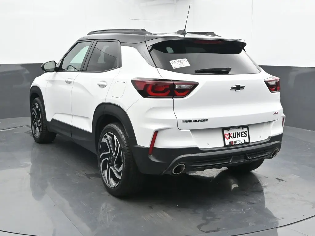 2024 Chevrolet Trailblazer RS photo 3