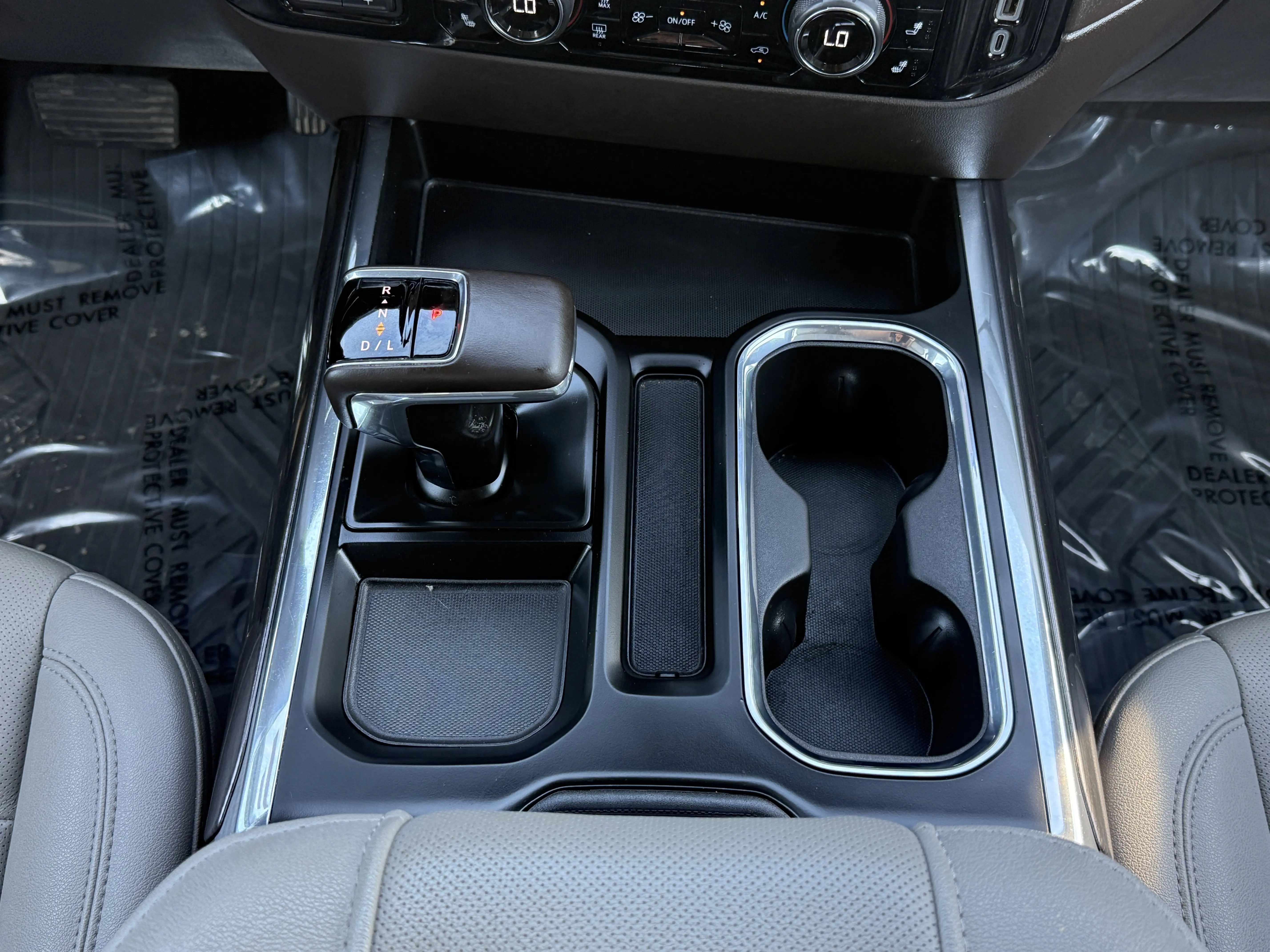 2024 Chevrolet Silverado 1500 LTZ photo 26