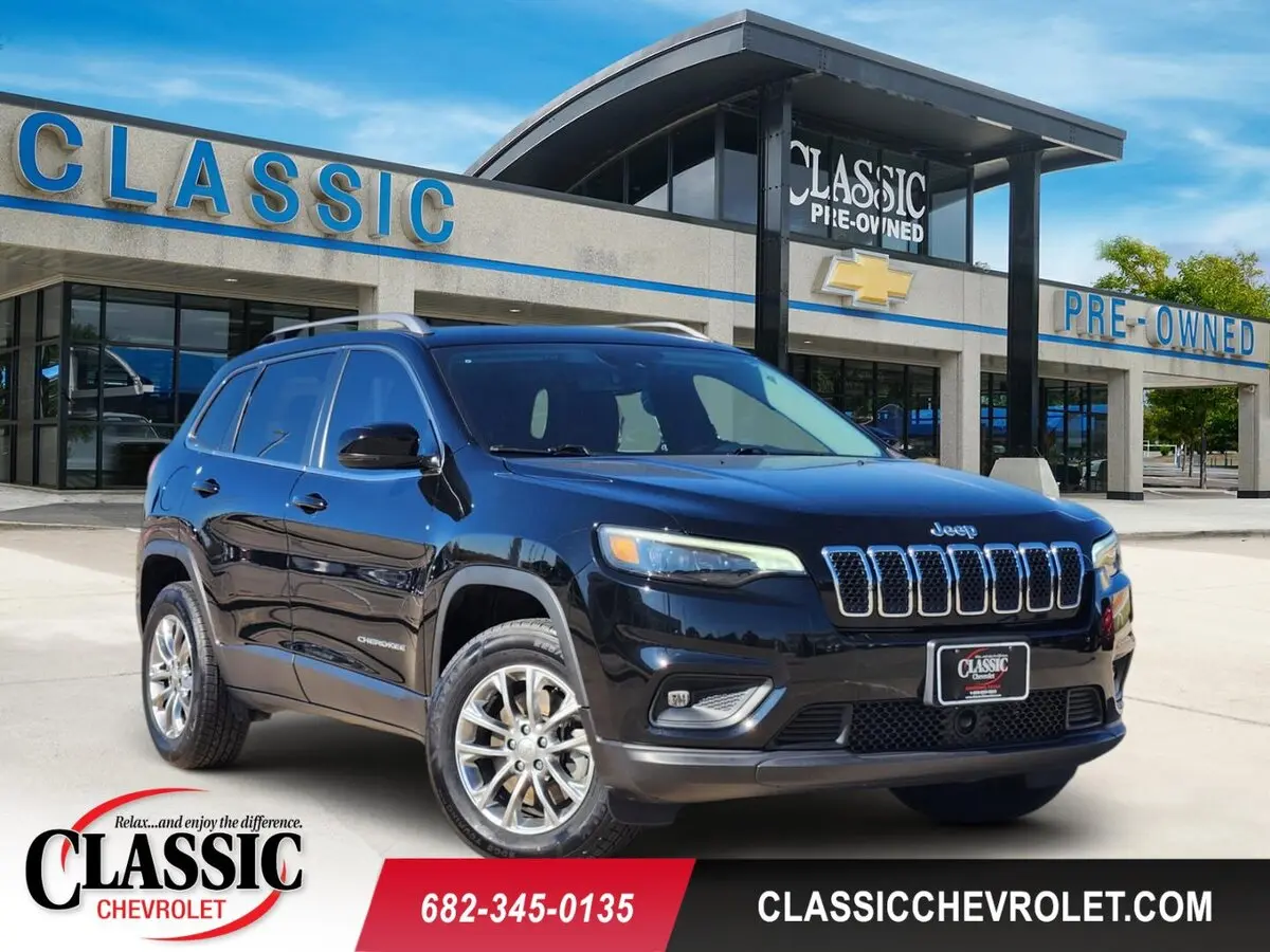 2021 Jeep Cherokee Latitude Lux's photo