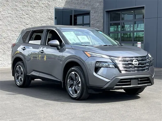 2026 Nissan Rogue SV photo 8
