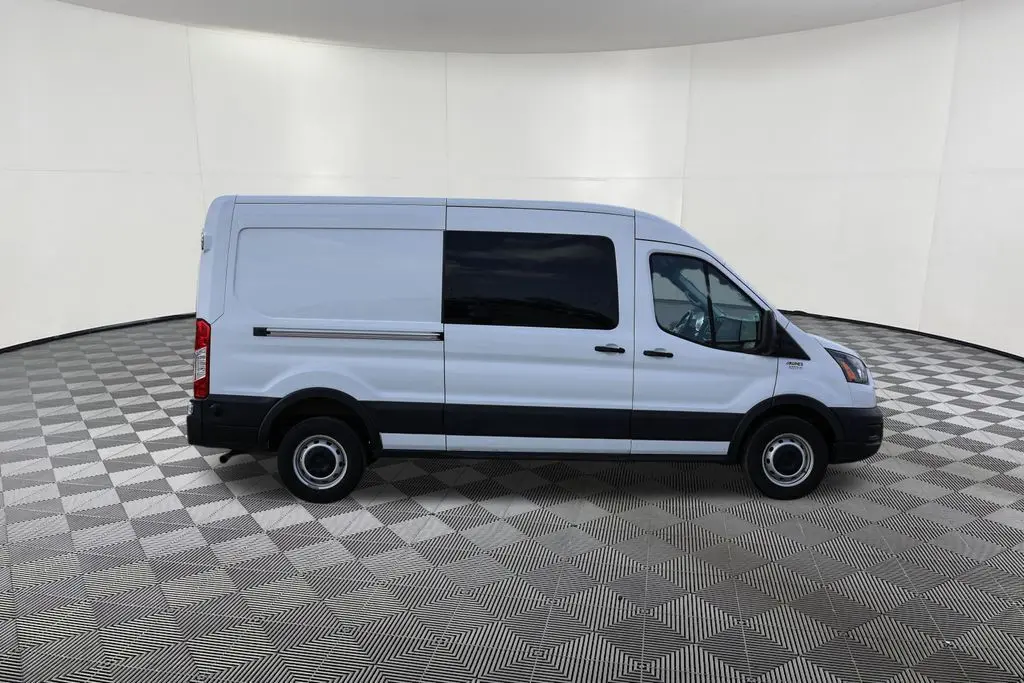 Used 2024 Ford Transit Van Base with VIN 1FTBR1C86RKA68486 for sale in Antioch, IL