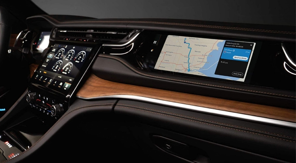The interior of a 2024 Jeep Grand Cherokee