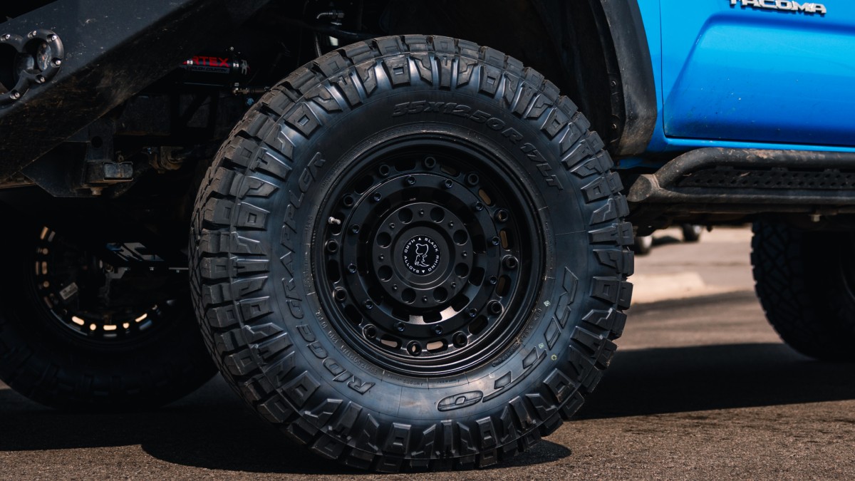 Custom Toyota Tacoma with Sandblasted and Powder-Coated Wheels