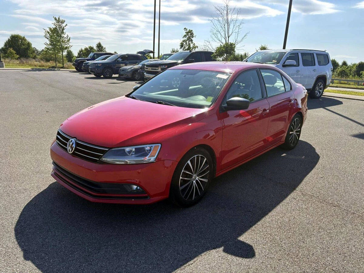 2016 Volkswagen Jetta 1.8T Sport Auto PZEV's photo