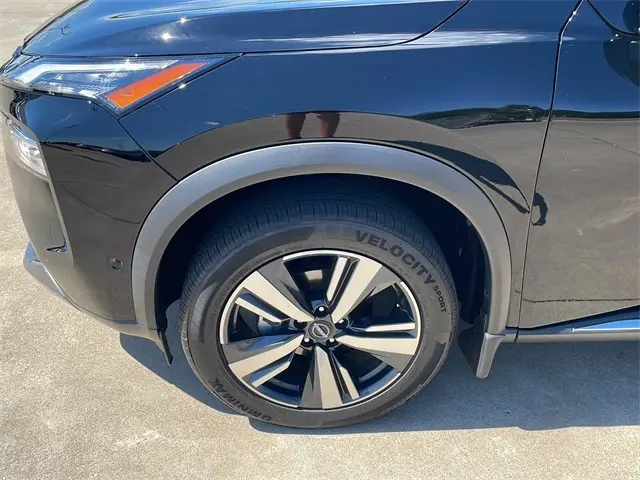 2023 Nissan Rogue SL photo 32