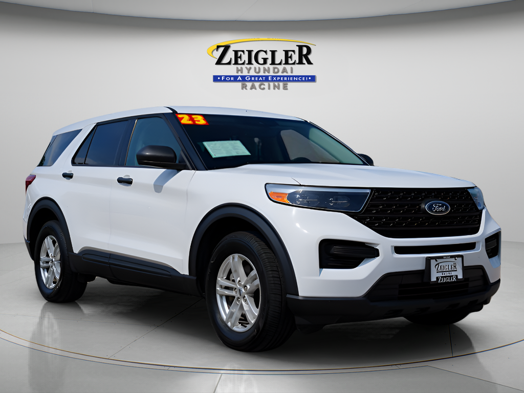 2023 Ford Explorer Base