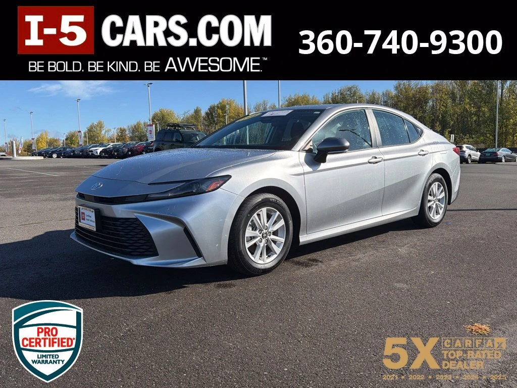 2025 Toyota Camry LE