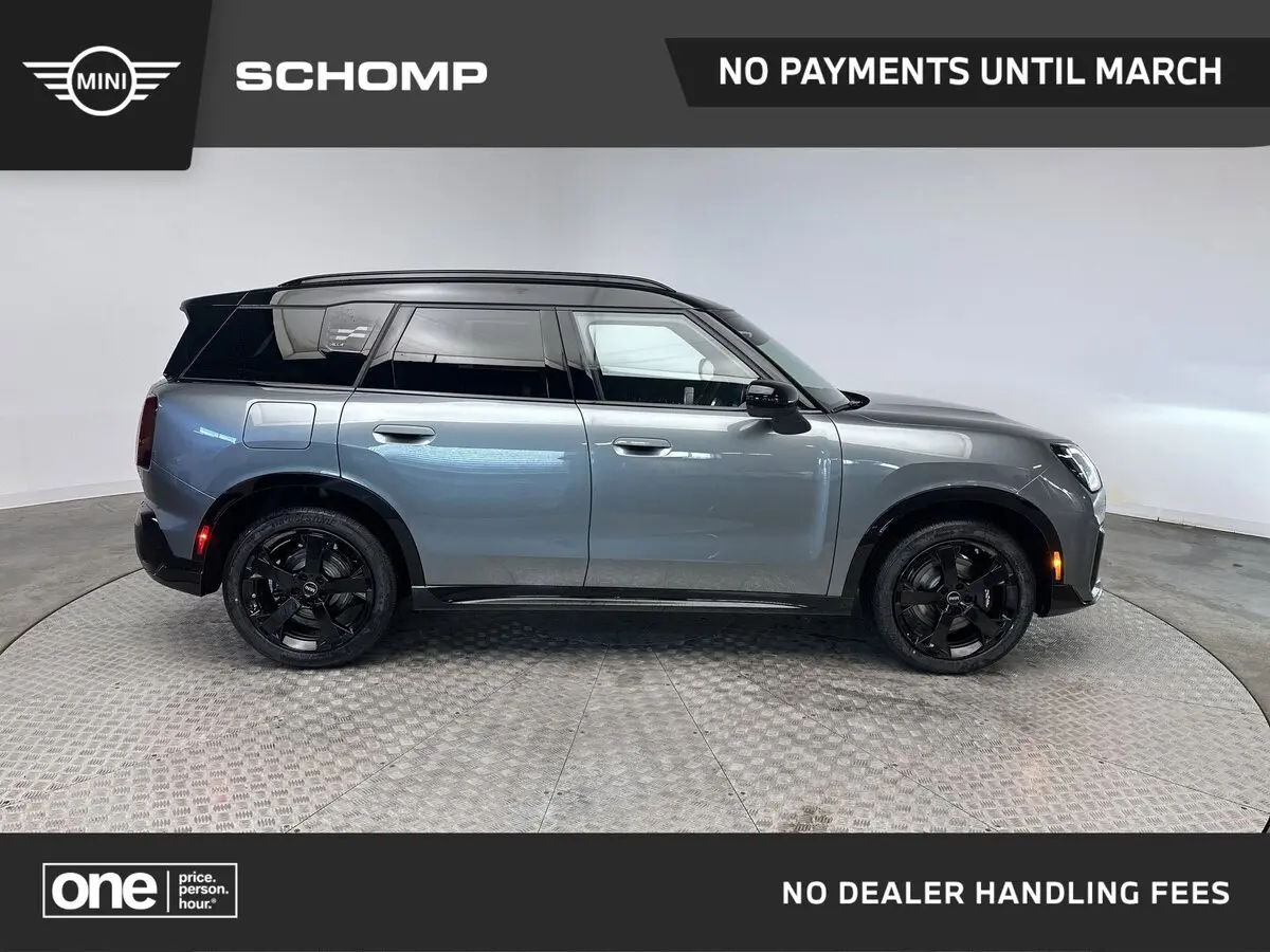 2026 MINI Countryman S's photo