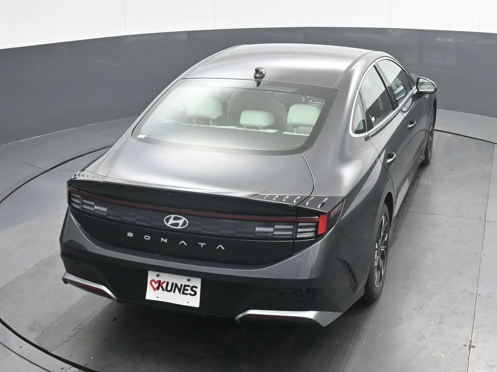 2025 Hyundai Sonata SEL - Photo 27