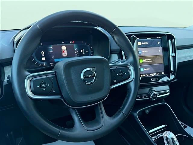 2023 Volvo - image 18