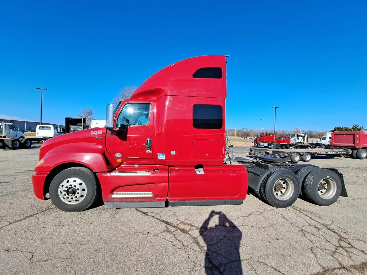2018 International LT — photo 7
