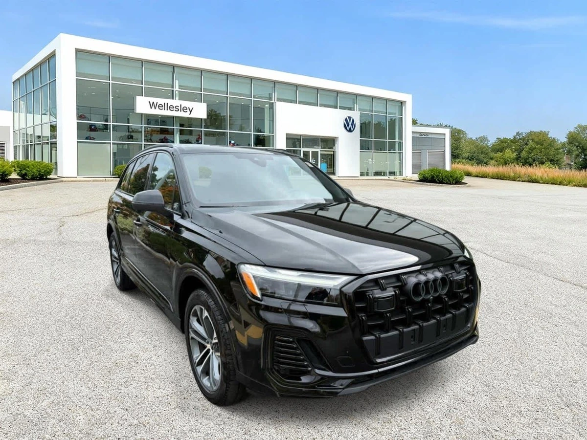2026 Audi Q7 Premium