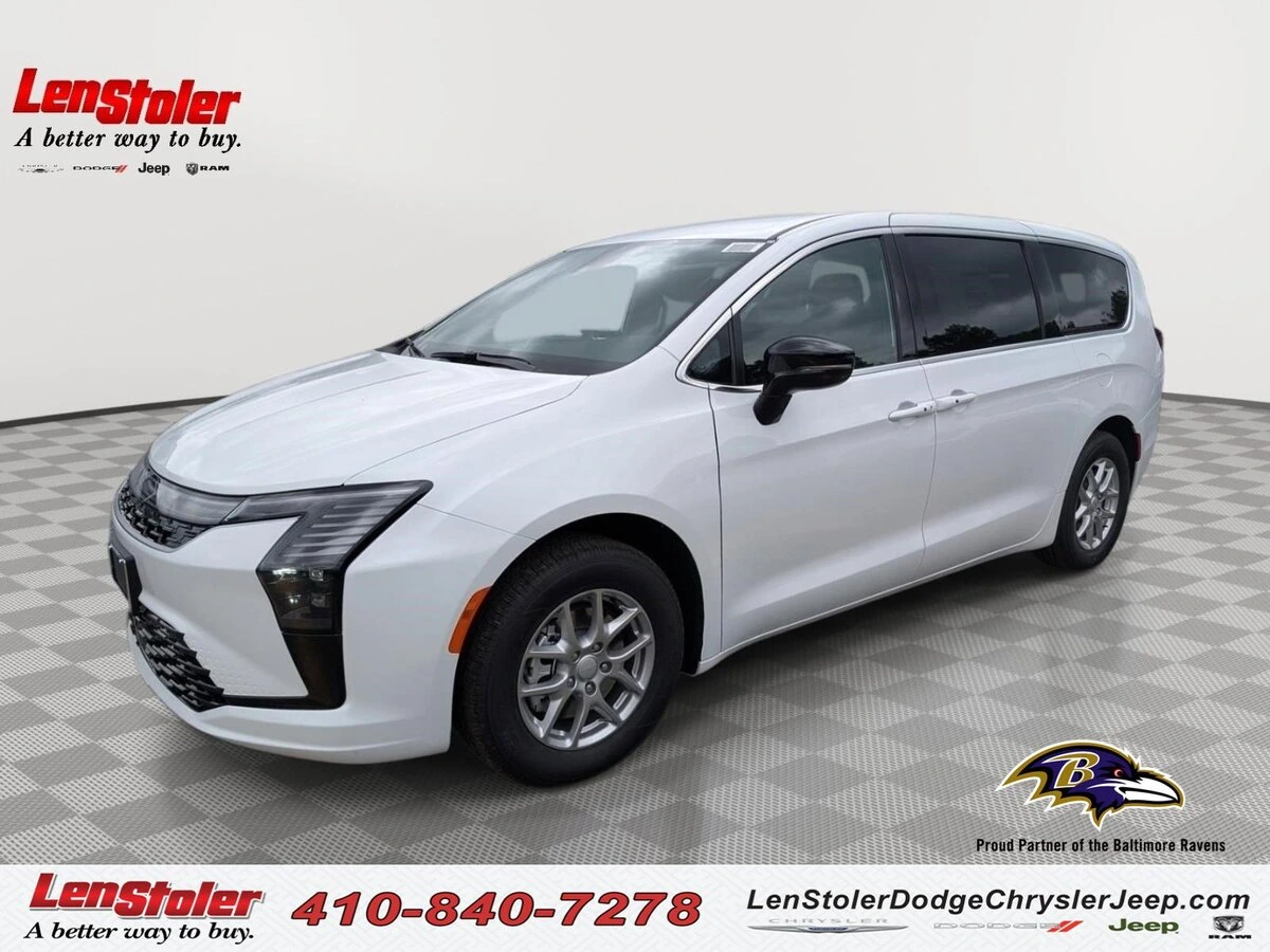 2027 Chrysler Pacifica Select's photo