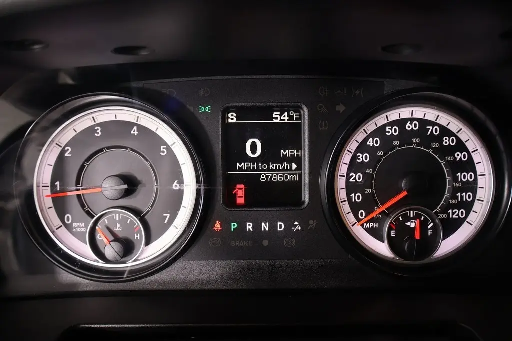 2019 Ram 1500 Classic Tradesman photo 3