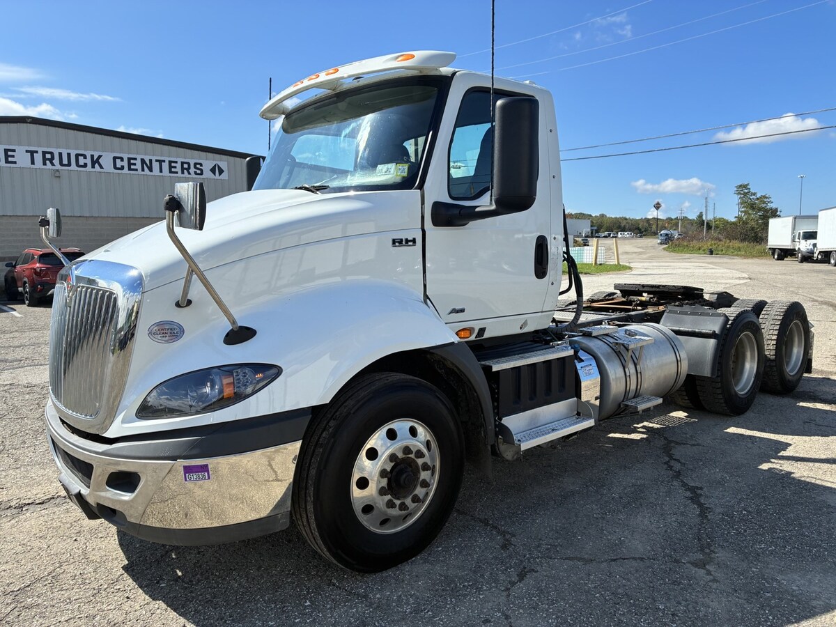 2021 International RH613