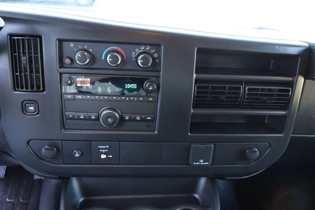 2026 Chevrolet Express Cargo Work Van - Photo 12
