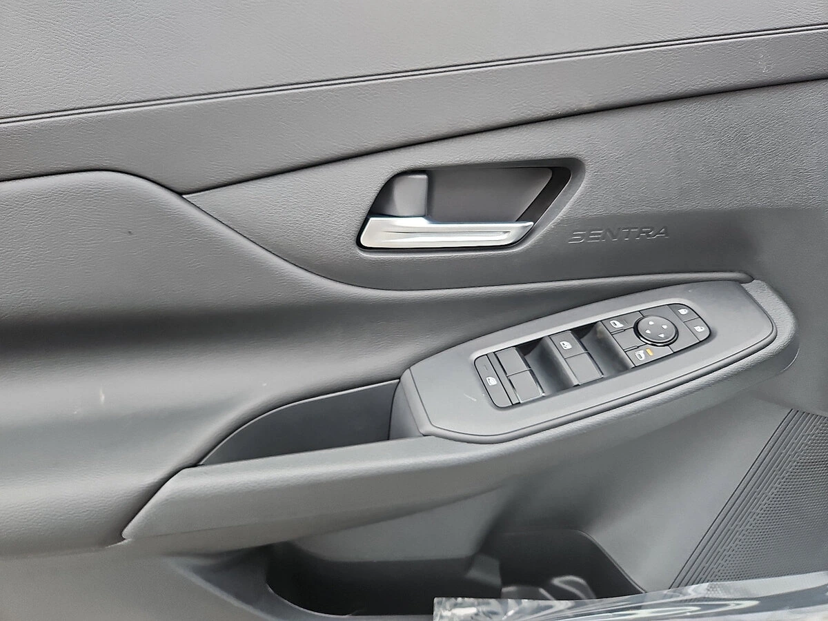 2026 Nissan Sentra S - Photo 10