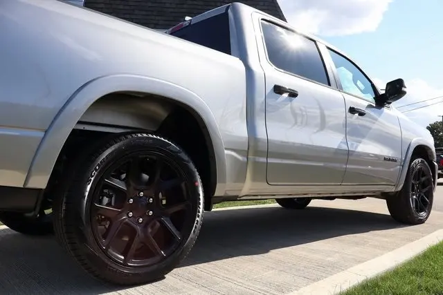 2026 Ram 1500 Laramie Night Edition photo 38