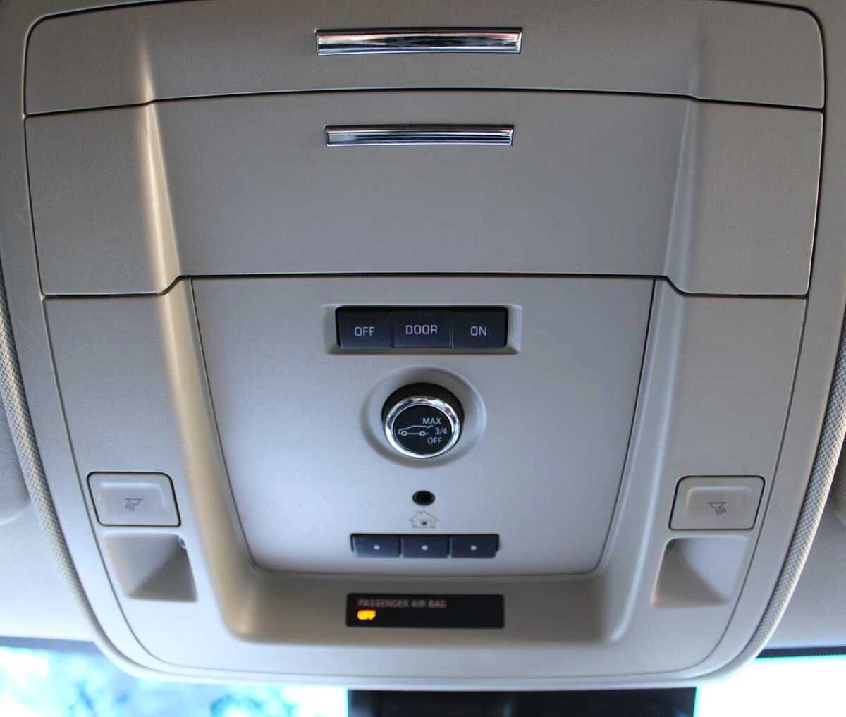 2020 GMC Yukon Denali - Photo 43