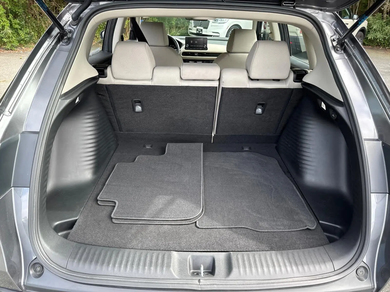 2024 Honda HR-V LX photo 35