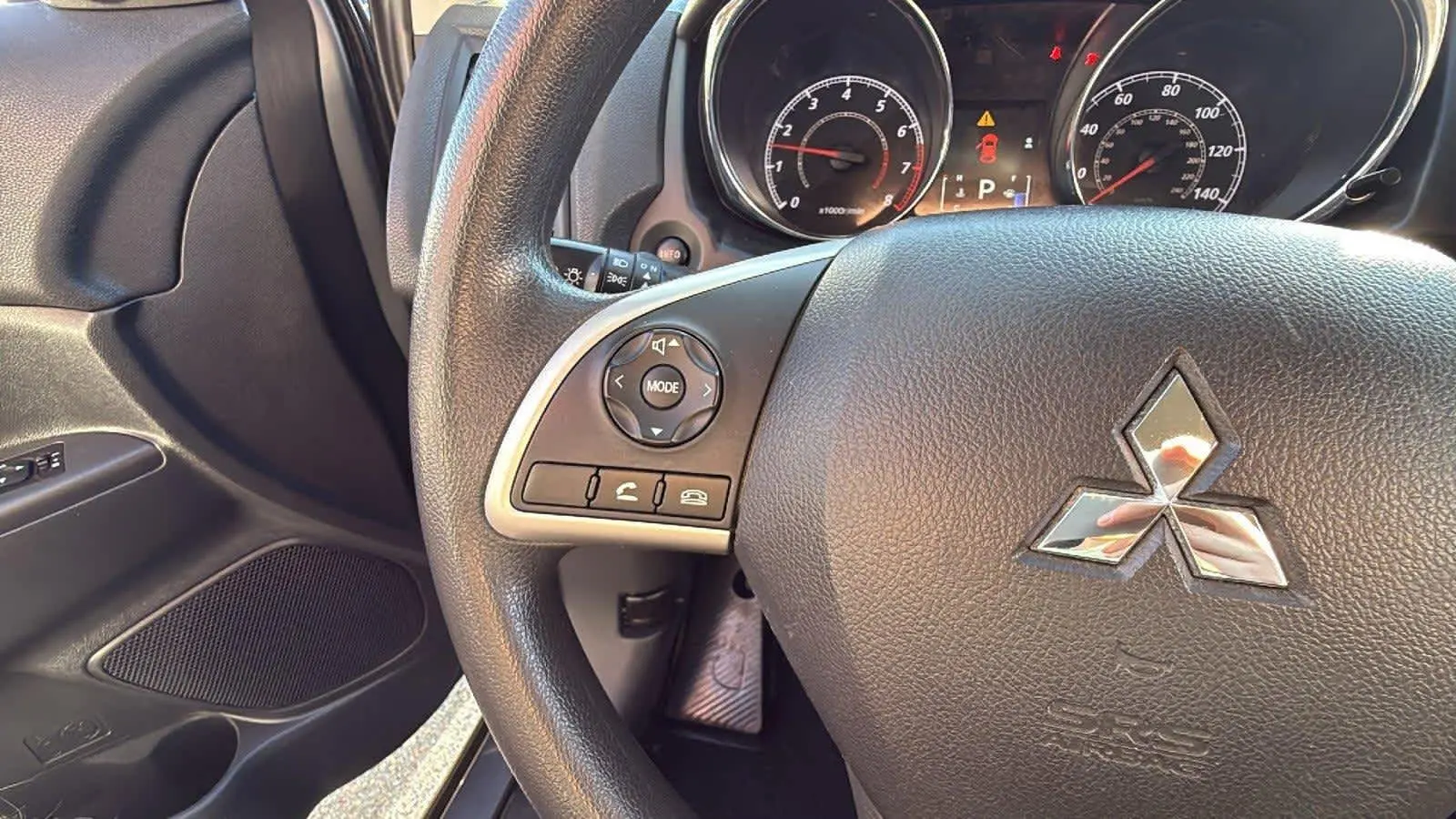 2023 Mitsubishi Outlander Sport ES photo 12