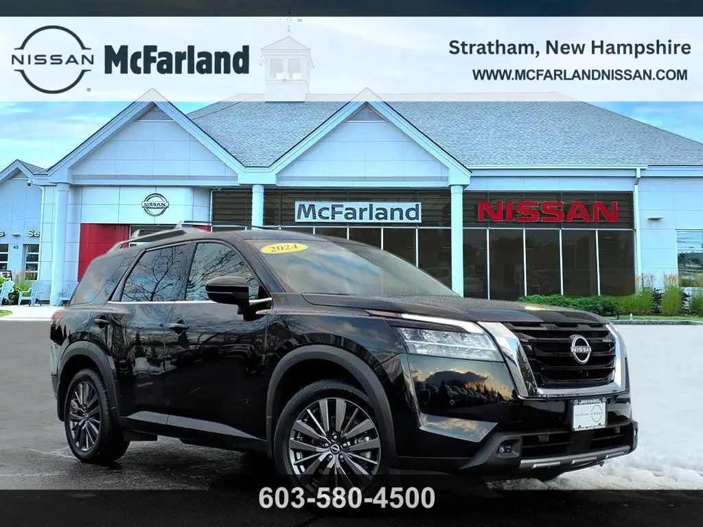 2024 Nissan Pathfinder SL's photo