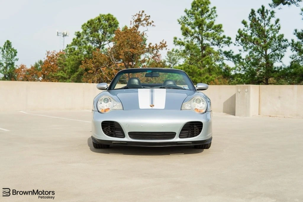 2004 Porsche 911 Carrera 4S