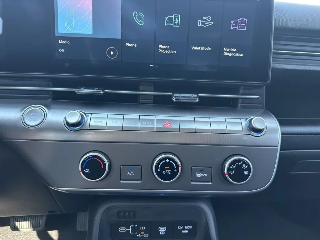 2026 Hyundai Kona SE photo 29