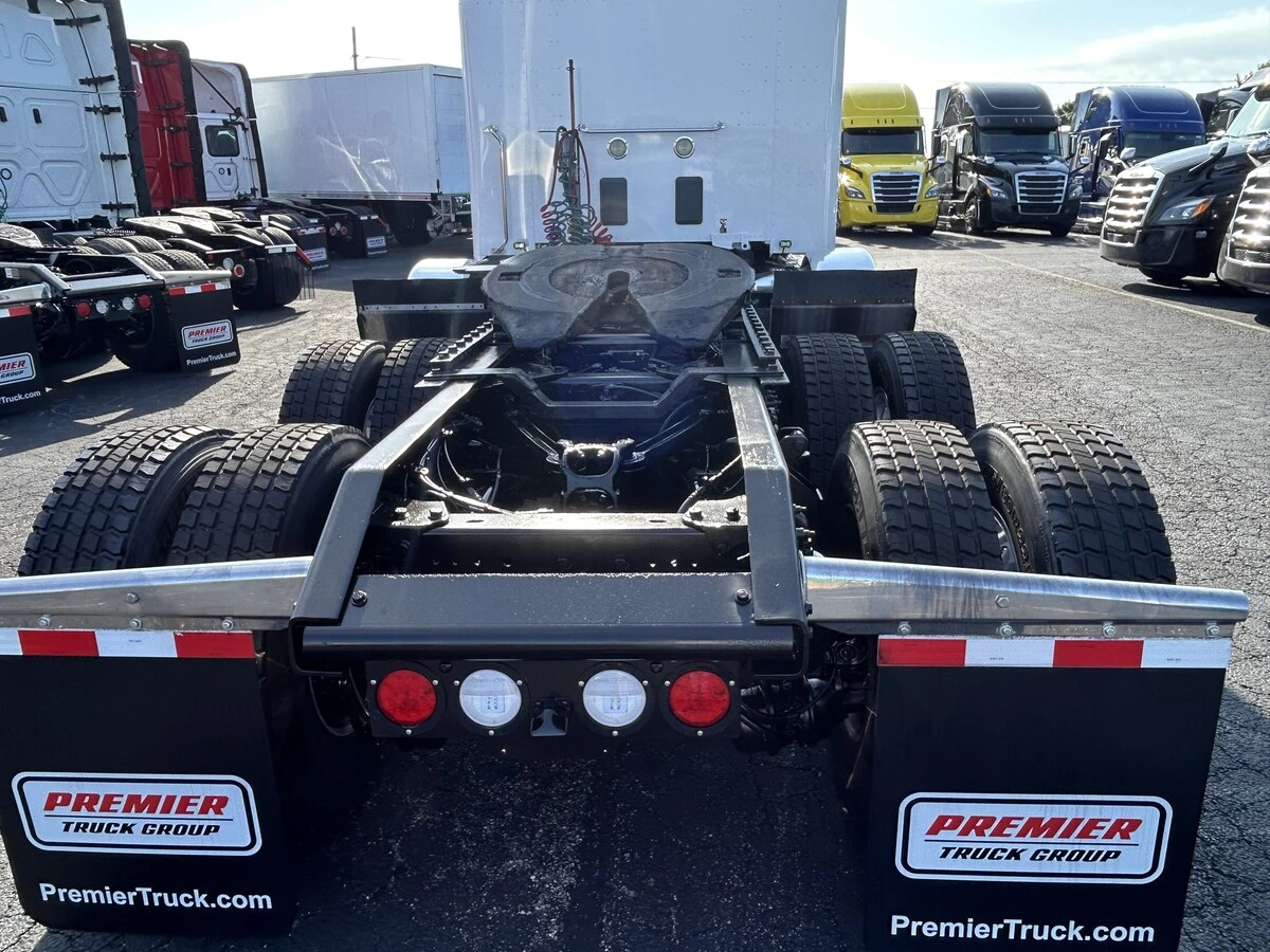 2021 Kenworth T880 — photo 6