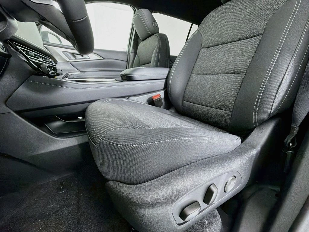 2026 Chevrolet Traverse LT - Photo 19