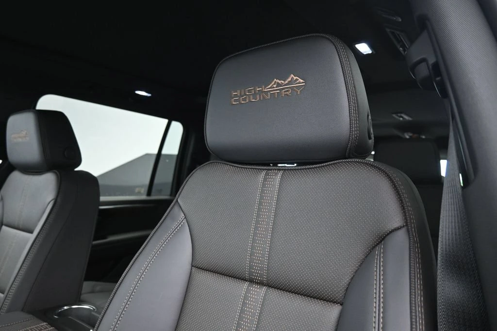 2026 Chevrolet Suburban High Country - Photo 15