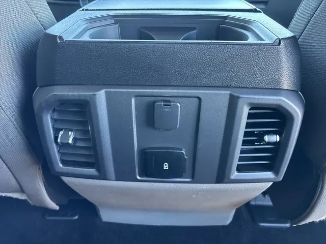 2018 Ford F-150 XLT photo 13