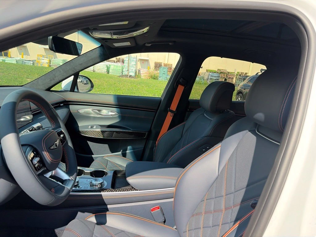 2026 GENESIS GV70 Sport Prestige - Photo 13