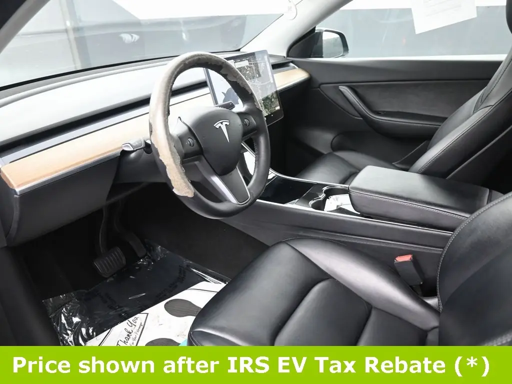 2021 Tesla Model Y Standard Range photo 24