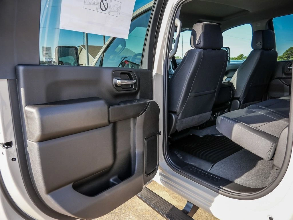 2026 Chevrolet Silverado 2500 HD Custom - Photo 23