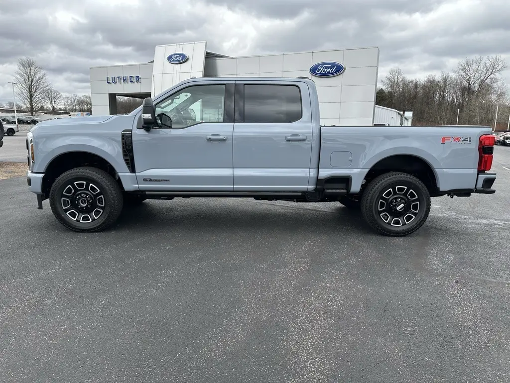 2026 Ford F-350 Platinum photo 2