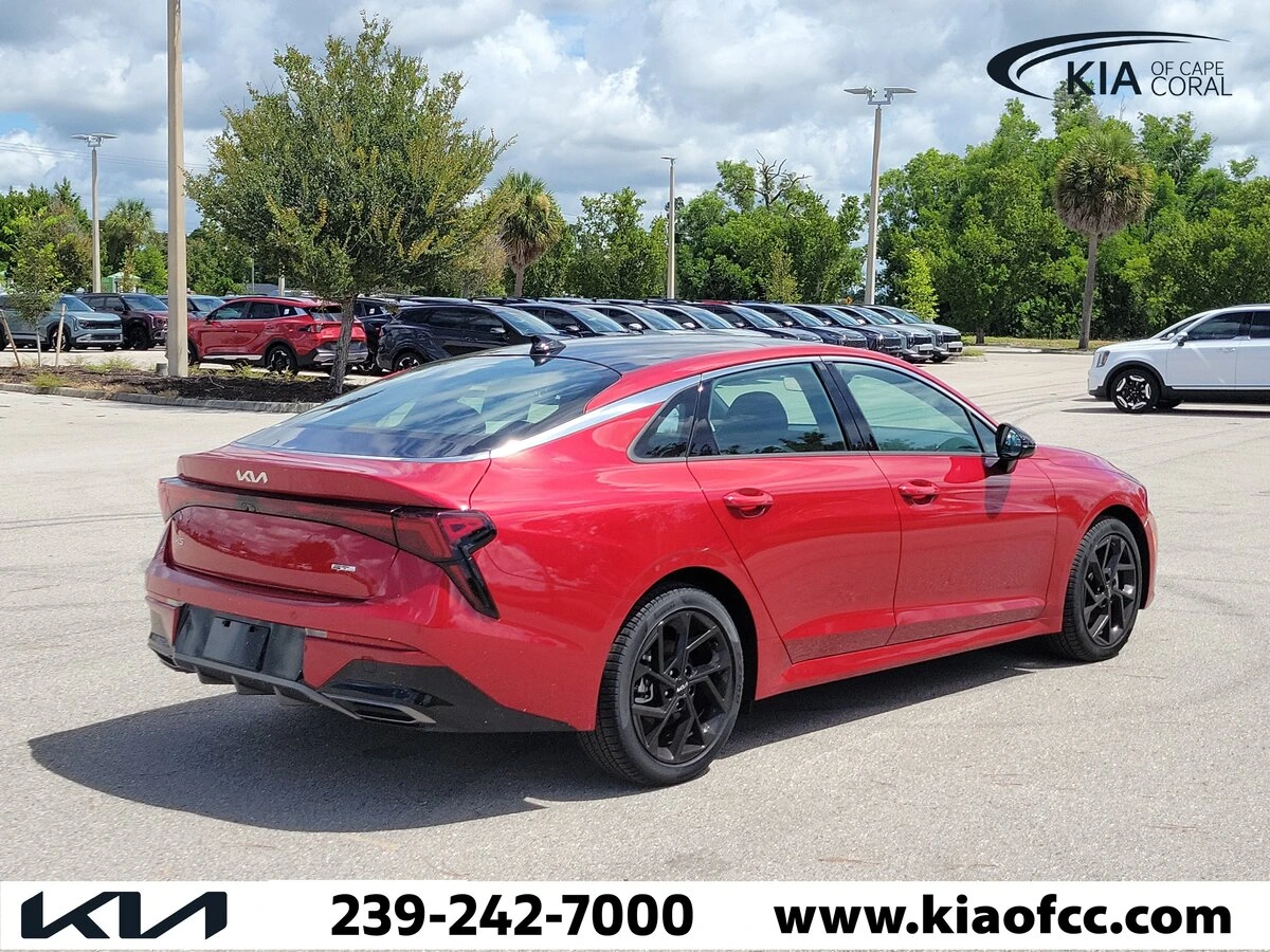 2026 Kia K5 GT-Line - Photo 6