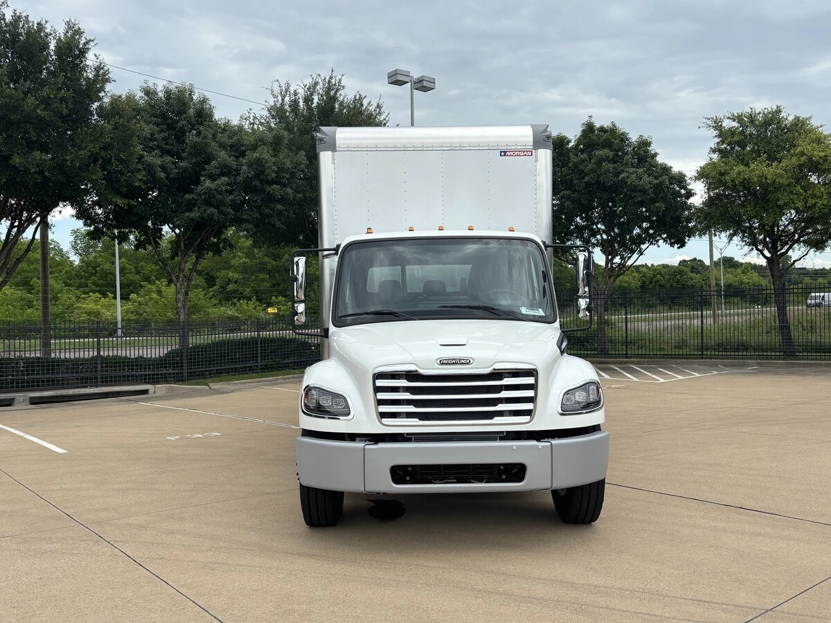 2027 Freightliner M2 106 — photo 8
