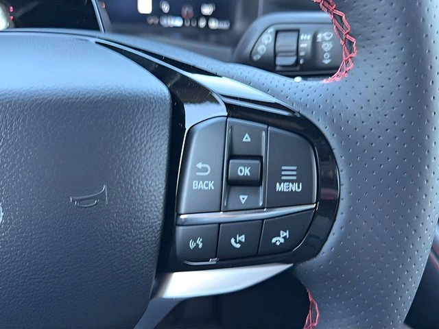 2025 Ford Explorer ST-Line - Photo 19