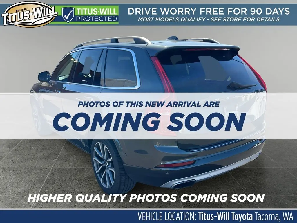 2018 Volvo XC90 T6 Momentum photo 3