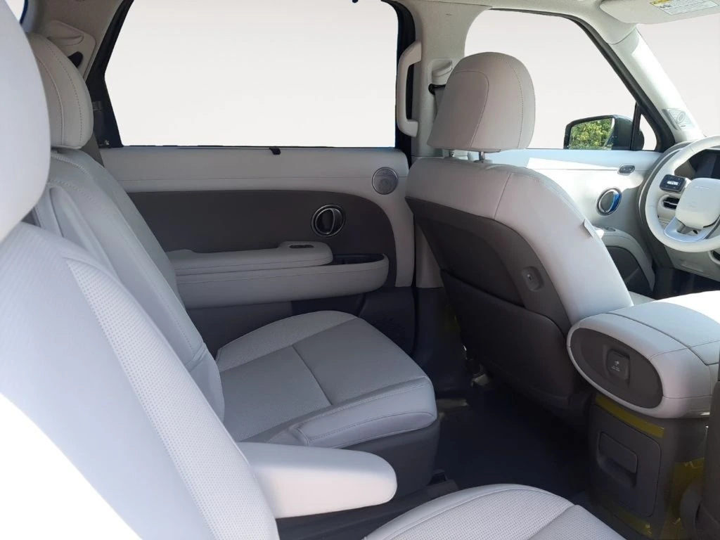 2026 Hyundai Palisade Limited - Photo 12