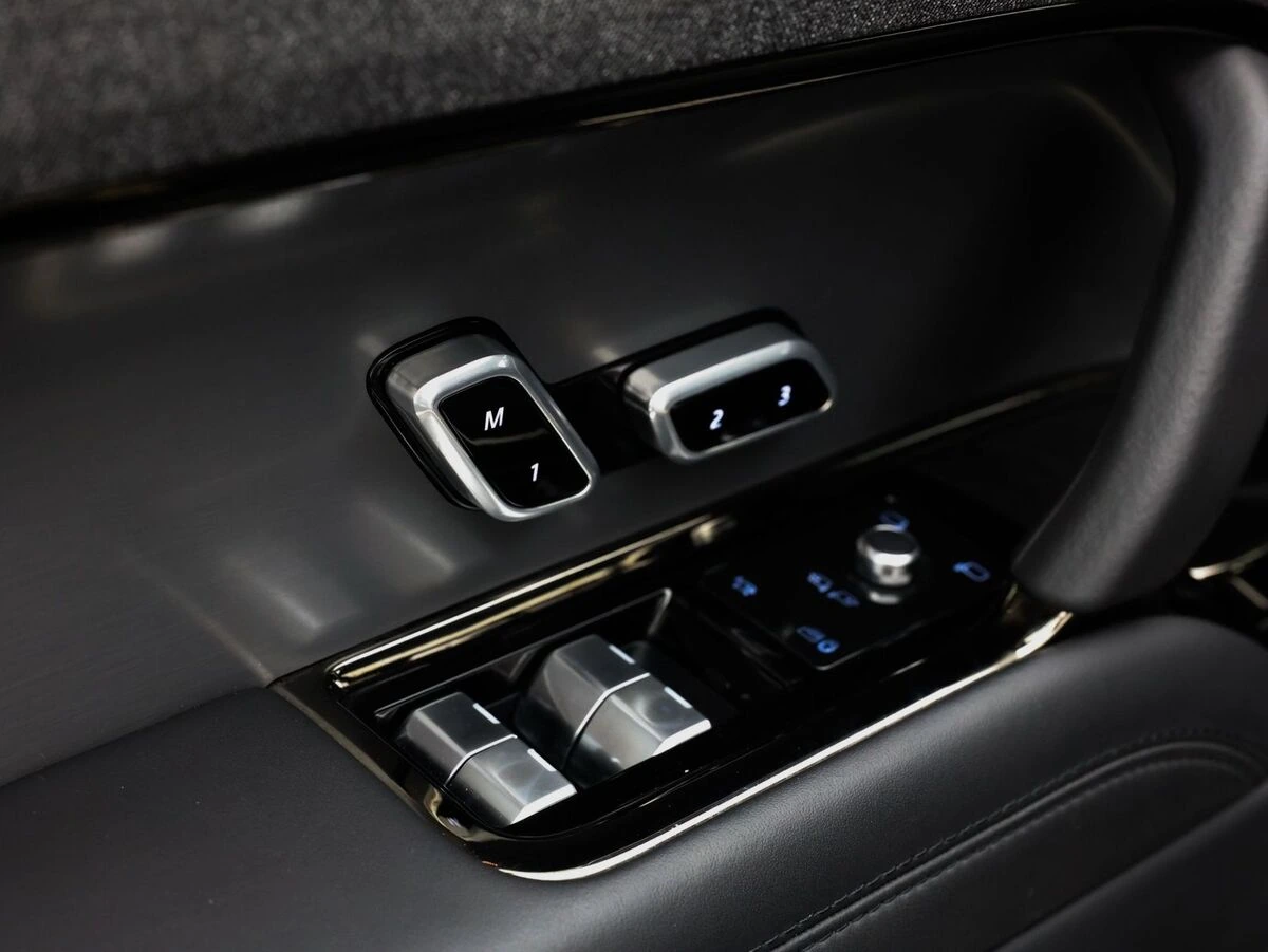 2023 Land Rover Range Rover Sport SE - Photo 13
