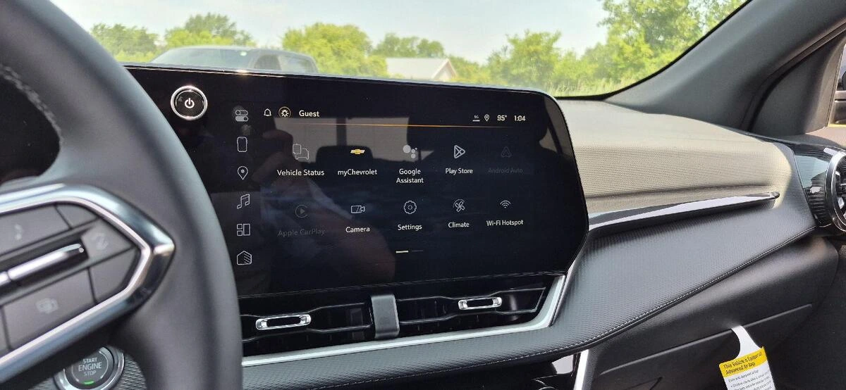 2026 Chevrolet Equinox LT - Photo 13